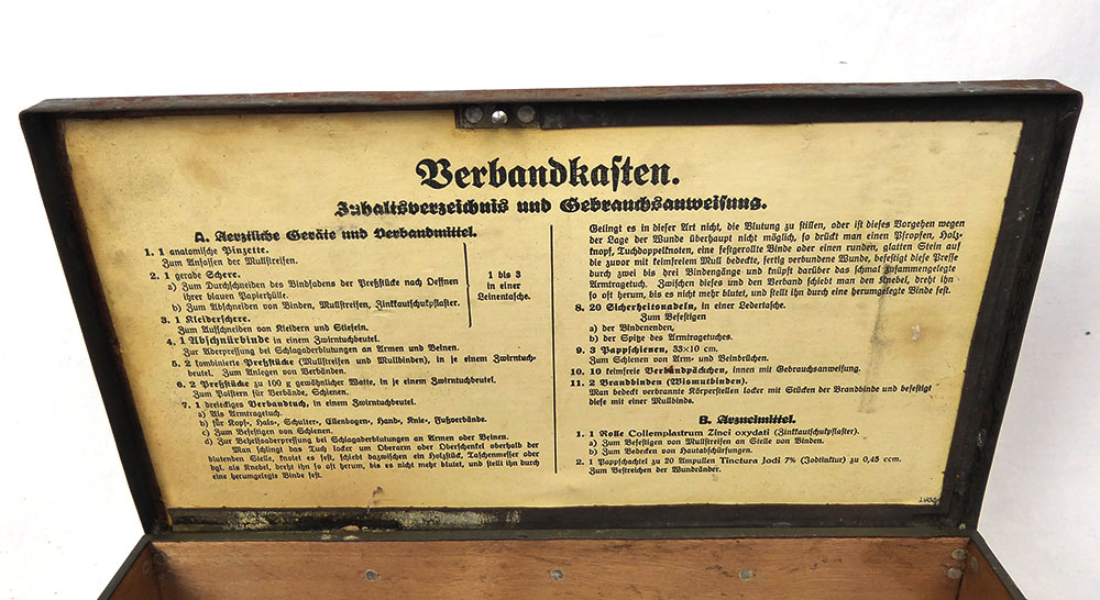 Verbandskasten K Motorrad DIN alt Oldtimer antik Blech Metall in Bayern -  Sengenthal, Motorradteile & Zubehör